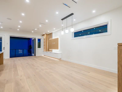 6740 Canada Way - 5