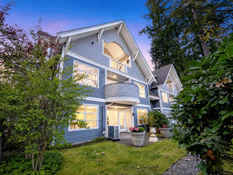 103-3399 Capilano Crescent, North Vancouver, BC, V7R 4W7 - 2