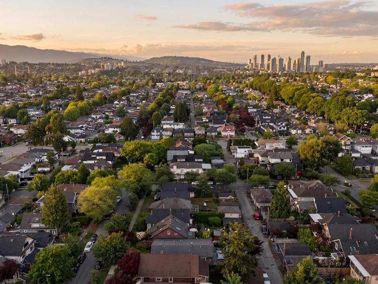 2246 Parker Street, Vancouver, BC, V5L 2L9 - 36