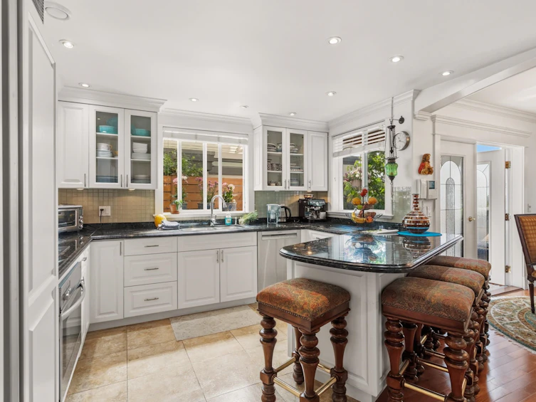 2541 Marine Drive, West Vancouver, BC, V7V 1L5 - 9