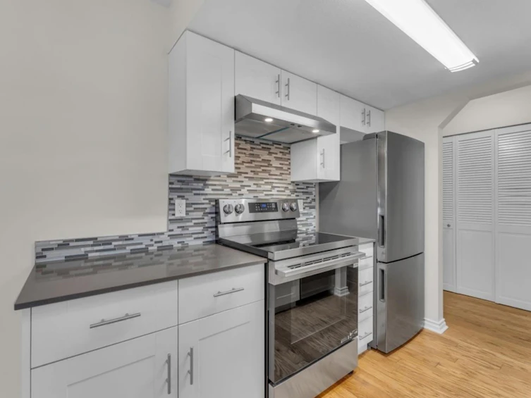 104-1641 Woodland Drive, Vancouver, BC, V5L 3S9 - 2