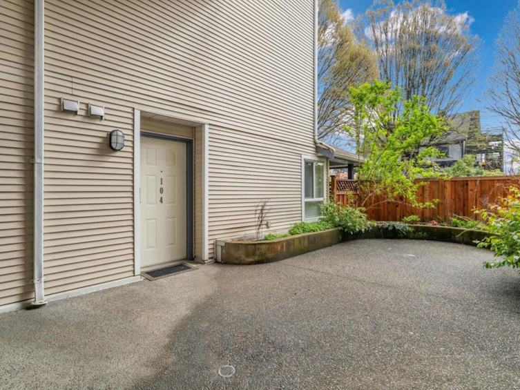 104-1641 Woodland Drive, Vancouver, BC, V5L 3S9 - 17