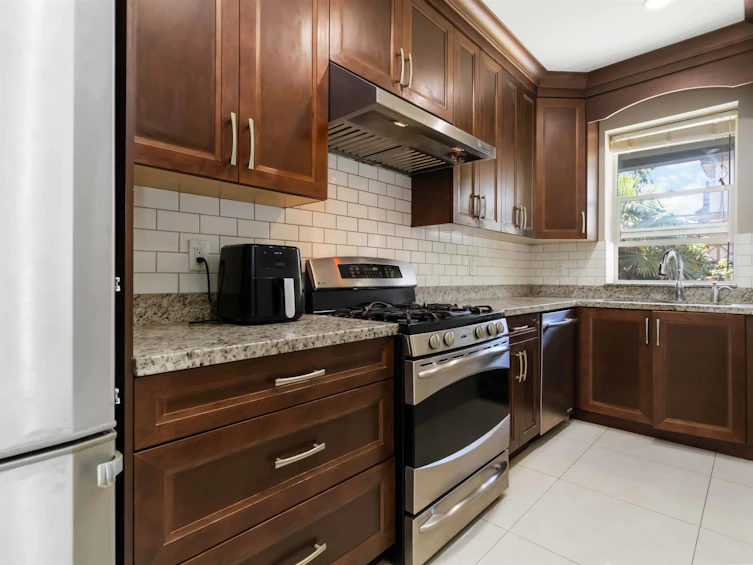 3560 Francis Road, Richmond, BC, V7C 1J3 - 13