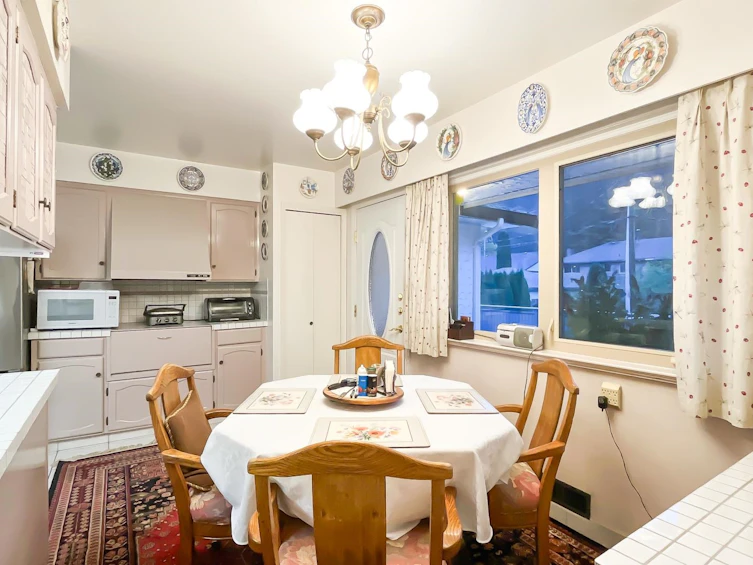 4680 W 15th Avenue, Vancouver, BC, V6R 3B6 - 16