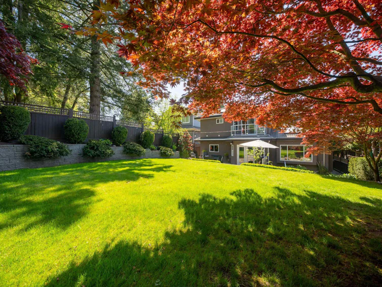 228 W Kings Road, North Vancouver, BC, V7N 2L9 - 39