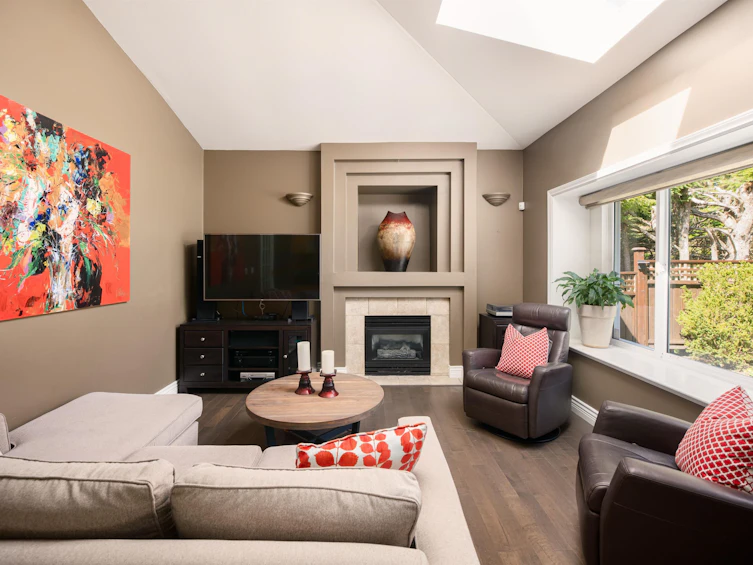 228 W Kings Road, North Vancouver, BC, V7N 2L9 - 8