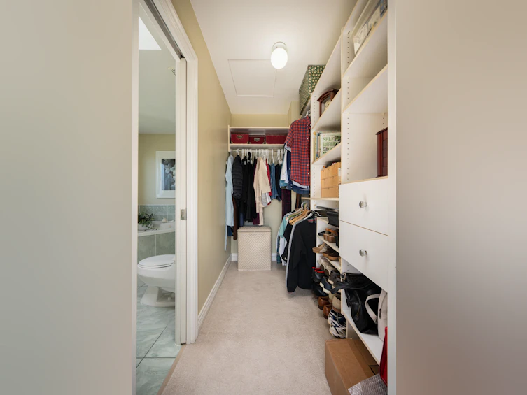 228 W Kings Road, North Vancouver, BC, V7N 2L9 - 24