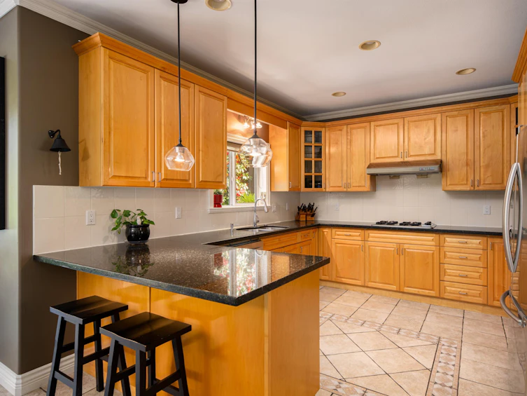 228 W Kings Road, North Vancouver, BC, V7N 2L9 - 13