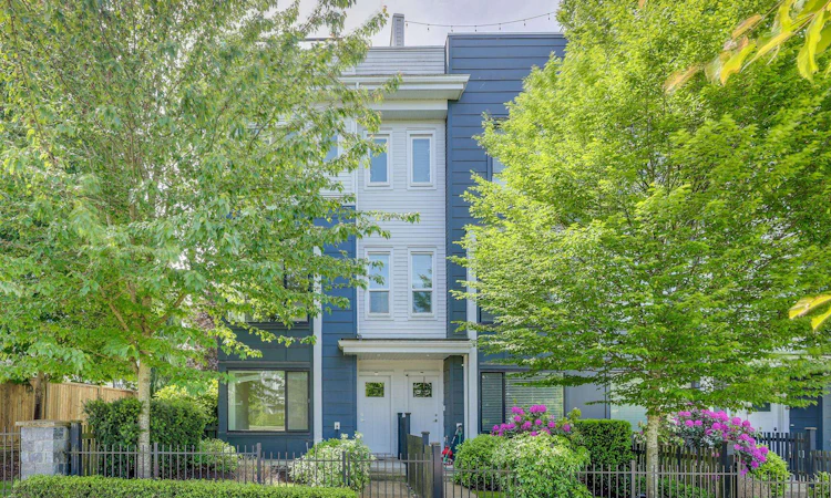 24-16337 23a Avenue