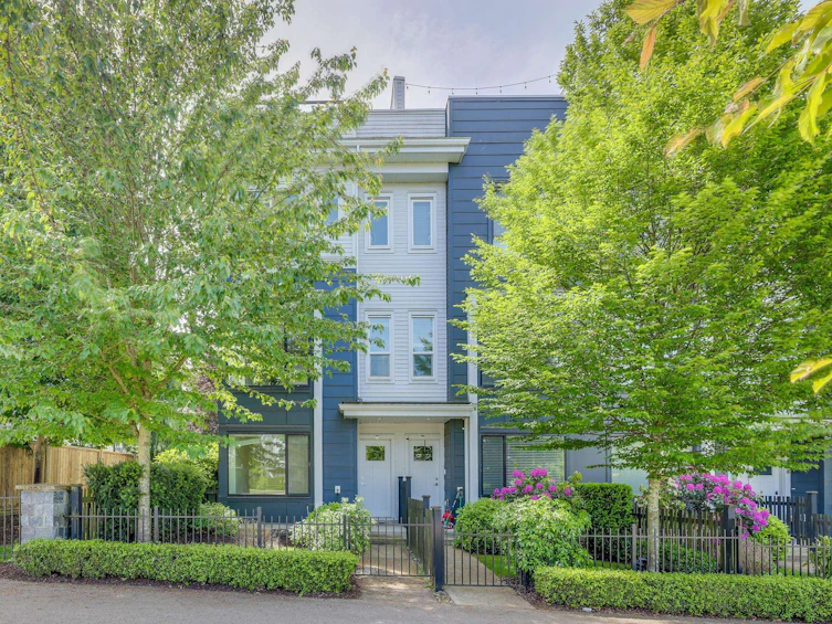 24-16337 23a Avenue, Surrey, BC, V3Z 0S3