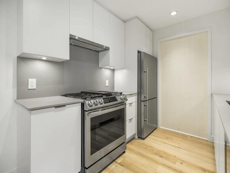 416-417-2493 Montrose Avenue, Abbotsford, BC, V2S 3T2 - 10