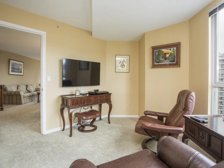 1505-1185 Quayside Drive, New Westminster, BC, V3M 6T8 - 11
