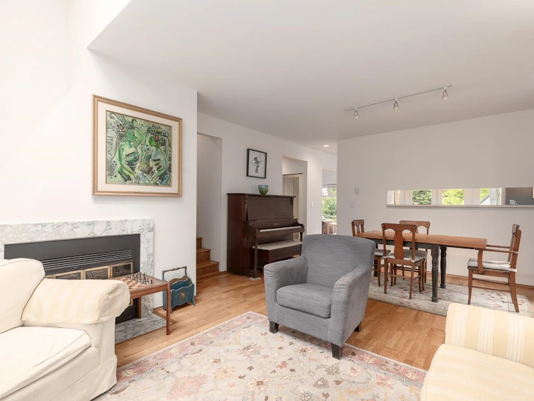 2546 W 2nd Avenue, Vancouver, BC, V6K 1J8 - 3