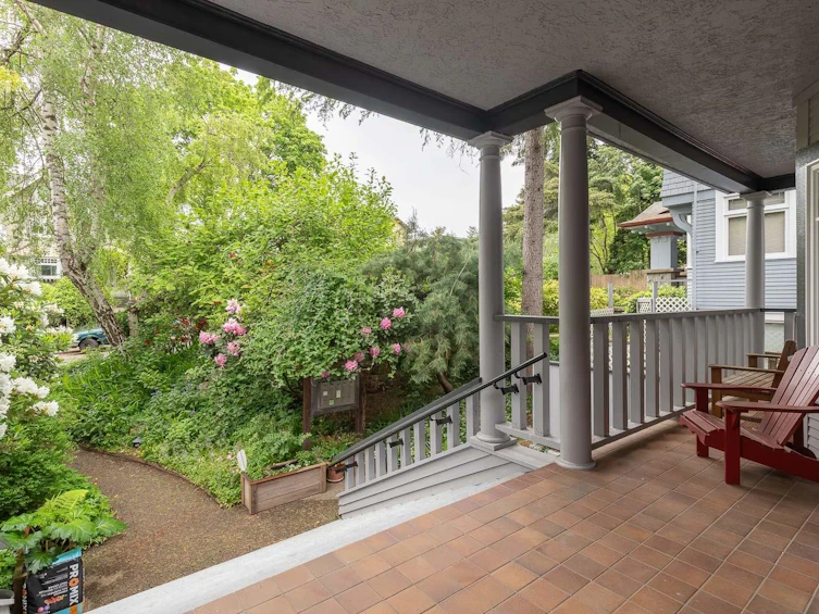 2546 W 2nd Avenue, Vancouver, BC, V6K 1J8 - 19