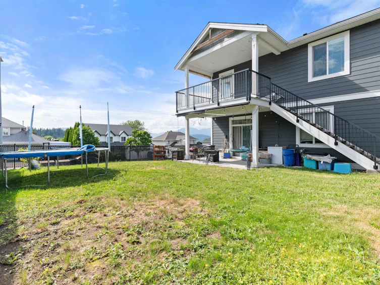 46658 Grove Avenue, Chilliwack, BC, V2R 3Y9 - 8