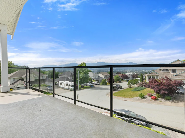 46658 Grove Avenue, Chilliwack, BC, V2R 3Y9 - 4