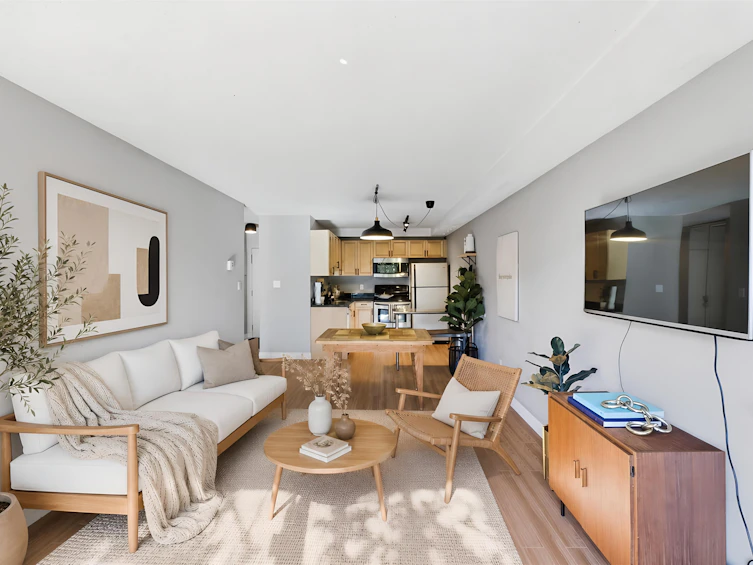 108-251 W 4th Street, North Vancouver, BC, V7M 1H8