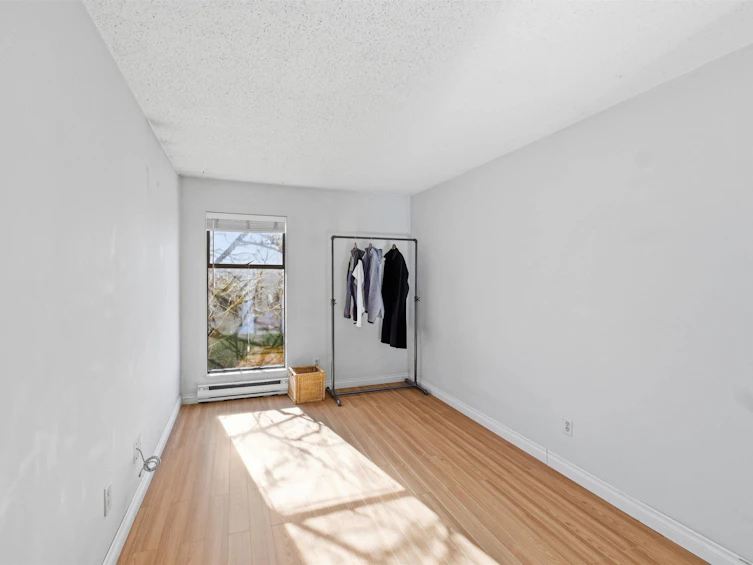 108-251 W 4th Street, North Vancouver, BC, V7M 1H8 - 9