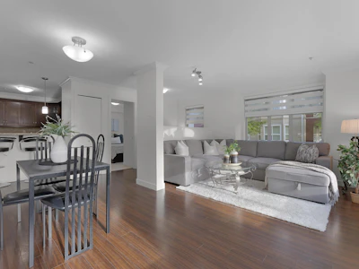 202-8084 120a Street - 2