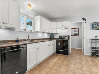 46329 Strathcona Road - 5