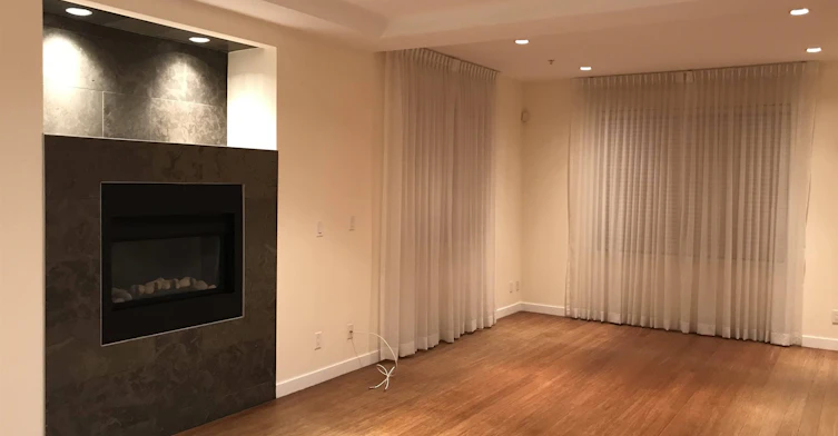 295 W 12th Avenue, Vancouver, BC, V5Y 1T9 - 2