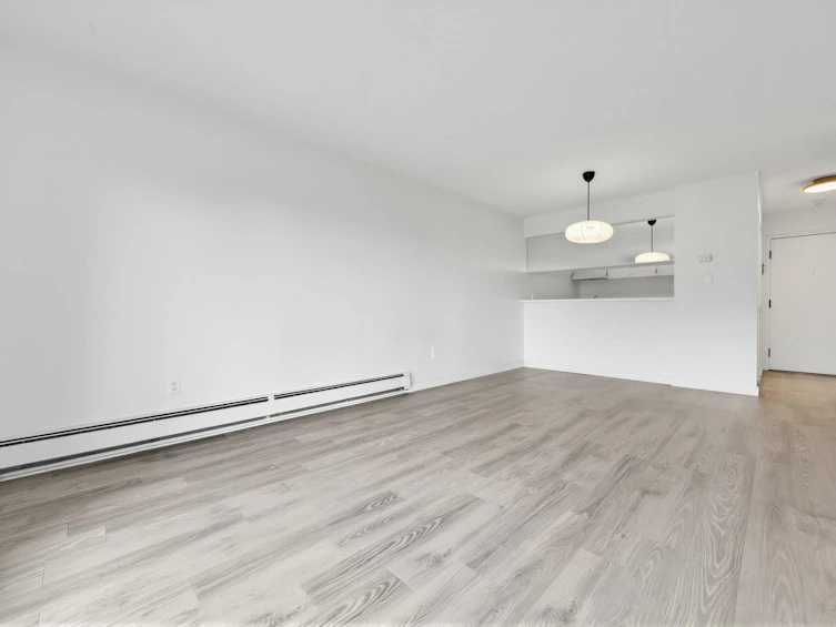 310-360 E 2nd Street, North Vancouver, BC, V7L 4N6 - 7