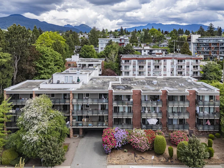 310-360 E 2nd Street, North Vancouver, BC, V7L 4N6 - 2