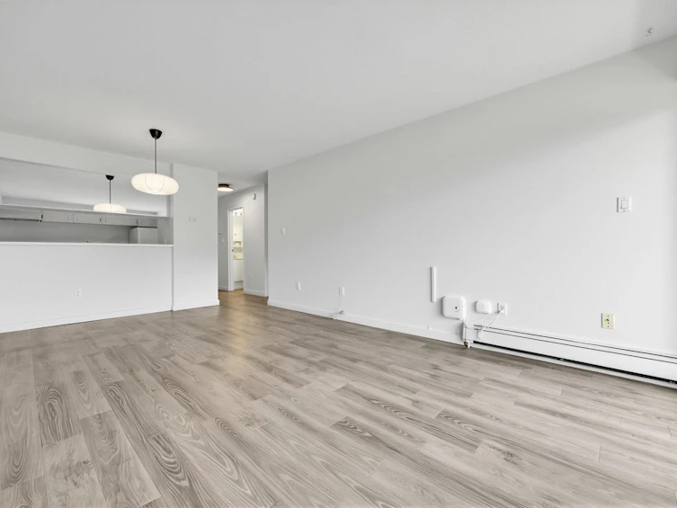 310-360 E 2nd Street, North Vancouver, BC, V7L 4N6 - 6