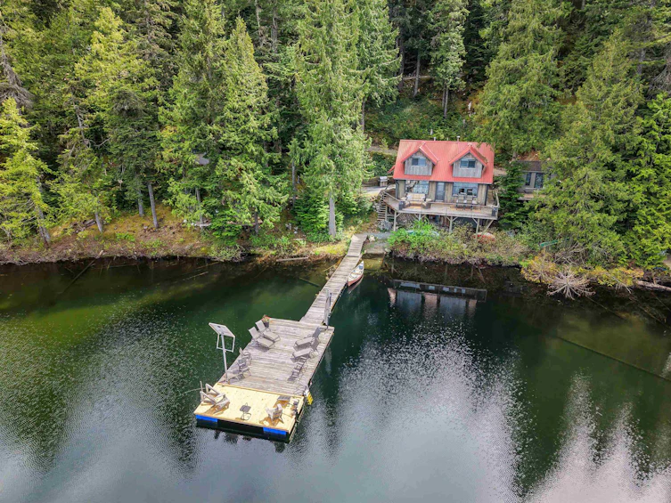 Block E Levette Lake, Squamish, BC, V0N 3G0
