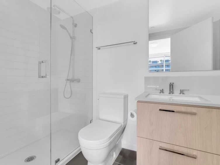 405-680 Seylynn Crescent, North Vancouver, BC, V7J 0B5 - 11