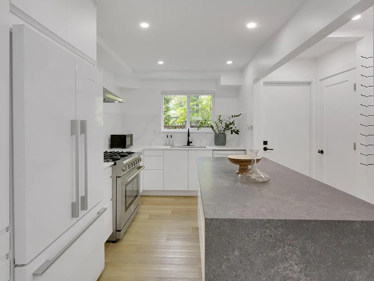 2977 W 6th Avenue, Vancouver, BC, V6K 1X4 - 19