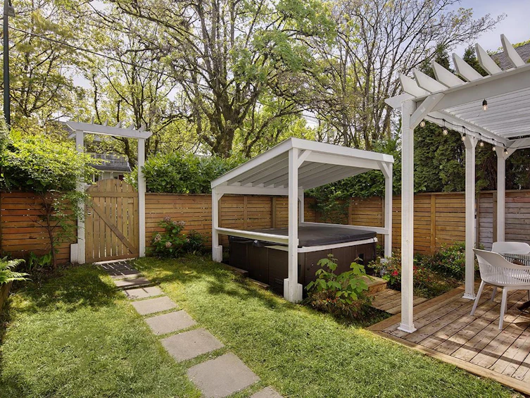 2977 W 6th Avenue, Vancouver, BC, V6K 1X4 - 6