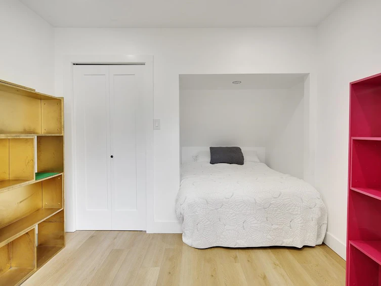 2977 W 6th Avenue, Vancouver, BC, V6K 1X4 - 32