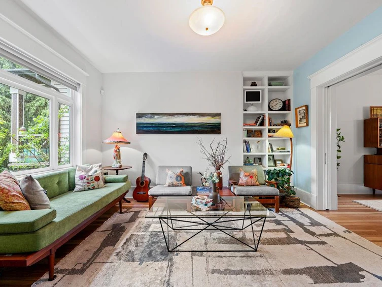 1153 E 13th Avenue, Vancouver, BC, V5T 2M2 - 4