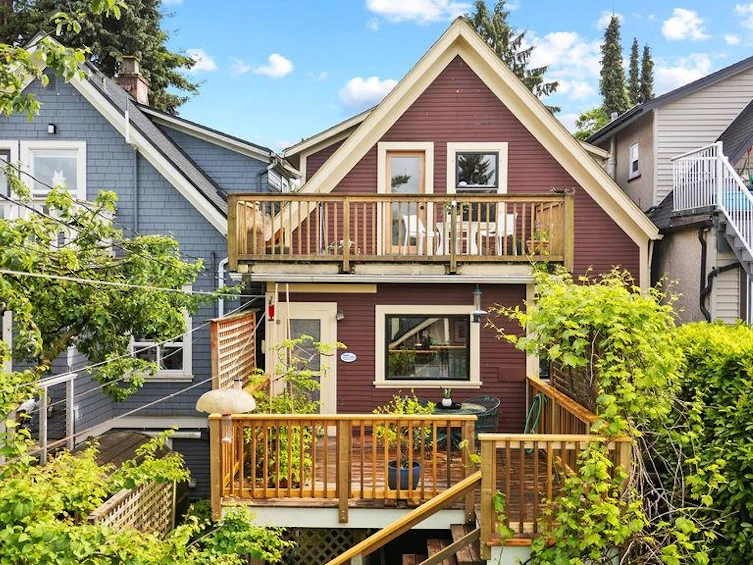 1153 E 13th Avenue, Vancouver, BC, V5T 2M2 - 39