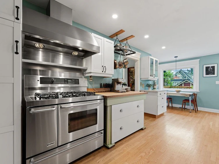 1153 E 13th Avenue, Vancouver, BC, V5T 2M2 - 17
