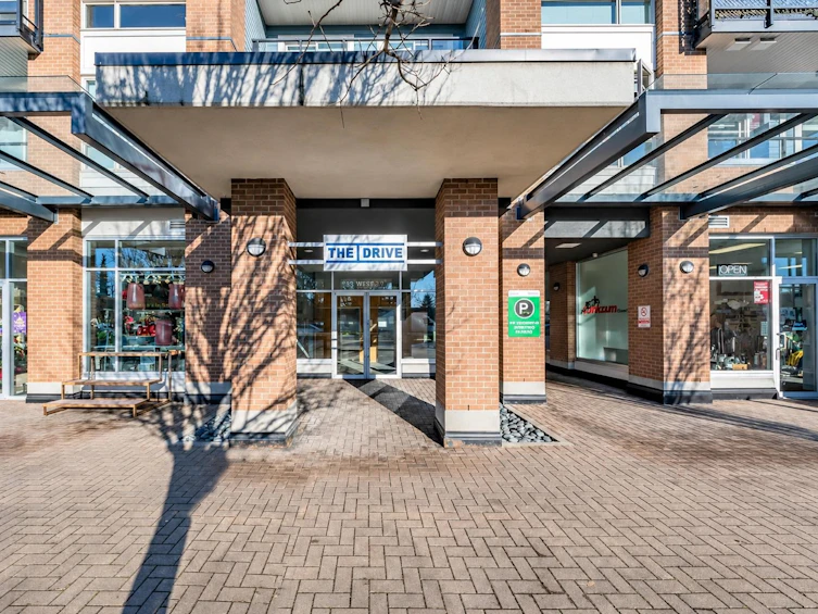 201-1330 Marine Drive, North Vancouver, BC, V7P 1T4 - 17