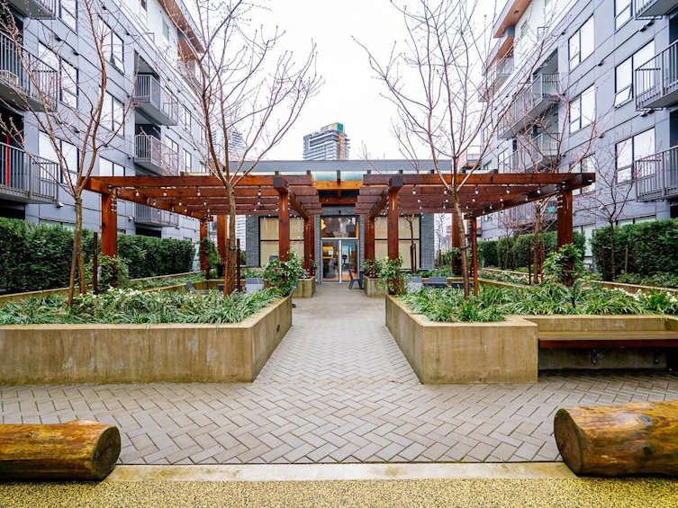 308-645 Como Lake Avenue, Coquitlam, BC, V3J 0N9 - 26
