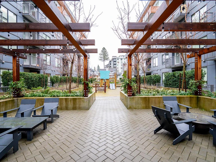 308-645 Como Lake Avenue, Coquitlam, BC, V3J 0N9 - 27