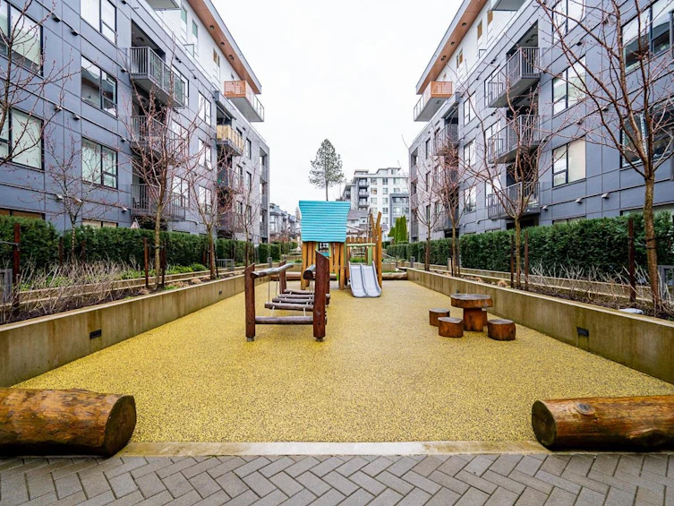 308-645 Como Lake Avenue, Coquitlam, BC, V3J 0N9 - 28