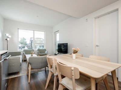 308-645 Como Lake Avenue - 4