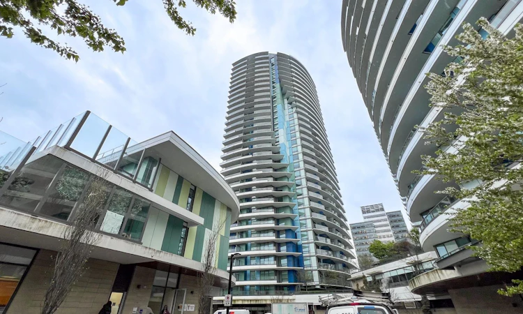1408-8189 Cambie Street