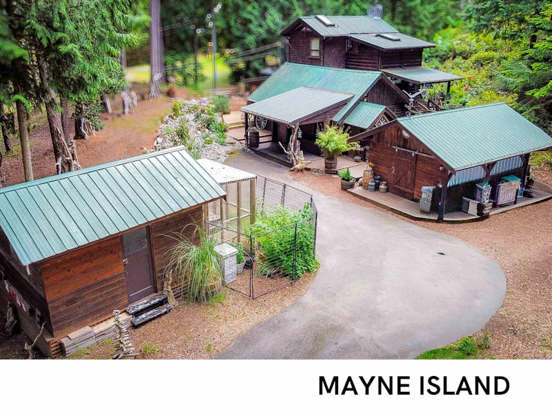604 Waugh Road, Mayne Island BC V0N 2J1
