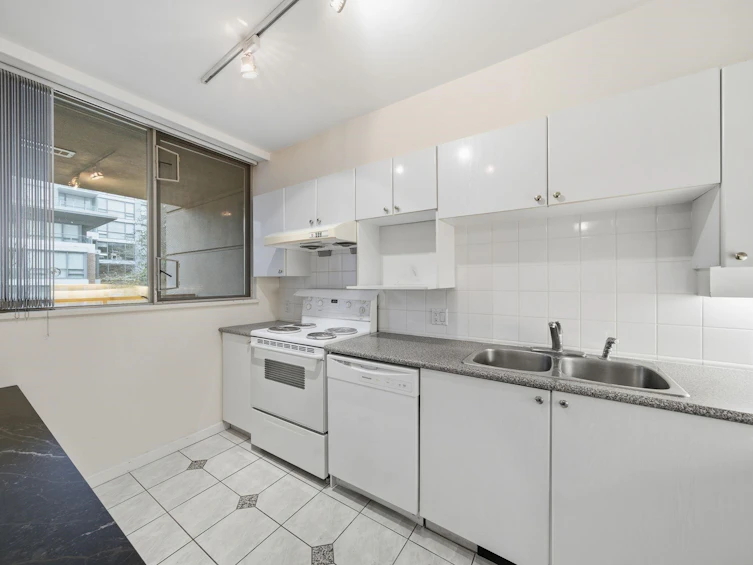 201-8171 Saba Road, Richmond, BC, V6Y 4B3 - 9
