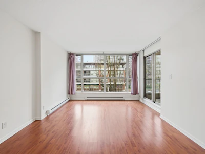 201-8171 Saba Road - 2