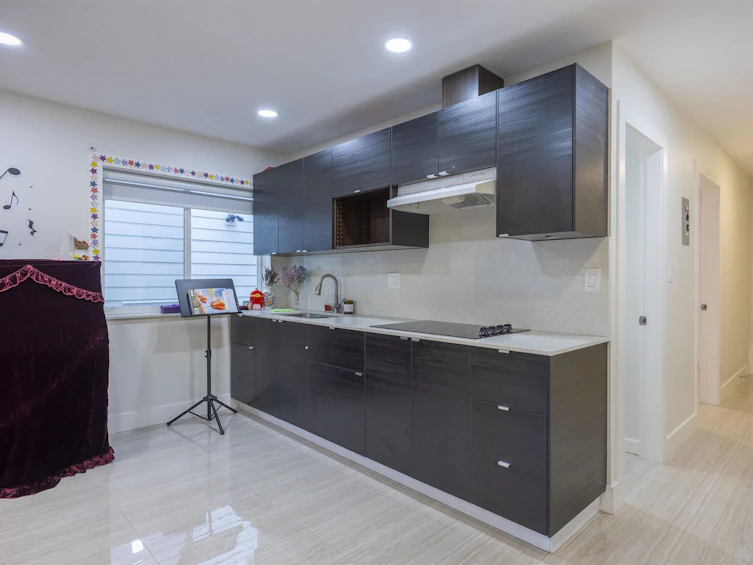 3881 Napier Street, Burnaby, BC, V5C 3E6 - 6