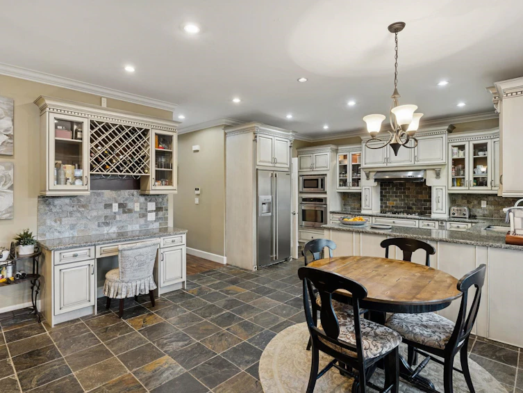 5863 Cove Link Road, Delta, BC, V4K 5G8 - 11