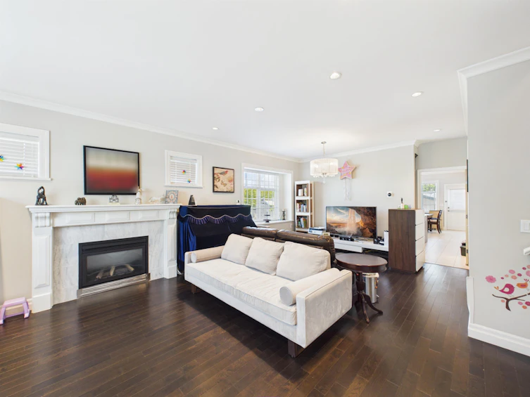 5312 Elsom Avenue, Burnaby, BC, V5H 2Z5 - 4