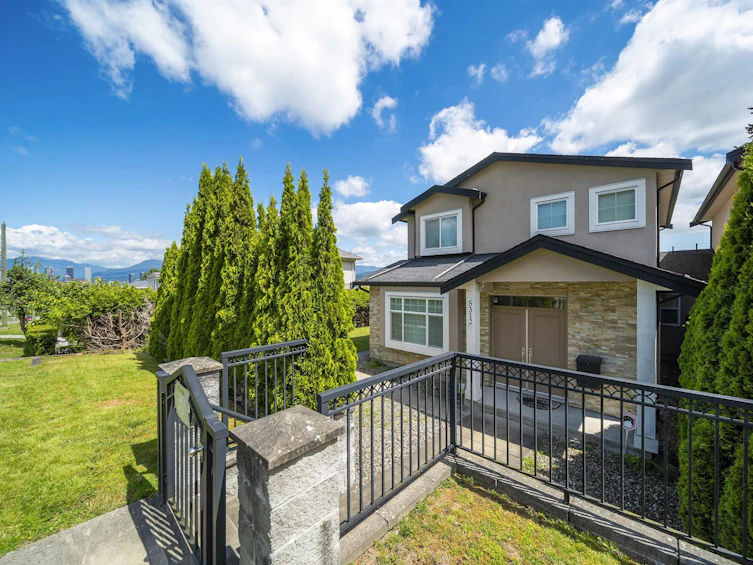 5312 Elsom Avenue, Burnaby, BC, V5H 2Z5 - 2