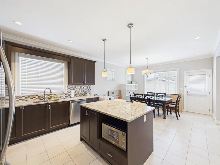 5312 Elsom Avenue, Burnaby, BC, V5H 2Z5 - 7